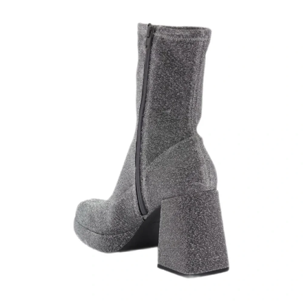 Abound Nordstrom Gray Ankle Boots Platform Block Heel Modern Stretch Boot NWT
